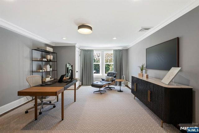 46 Park Street, Tenafly, NJ 07670