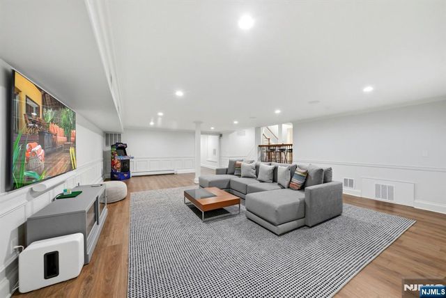 46 Park Street, Tenafly, NJ 07670