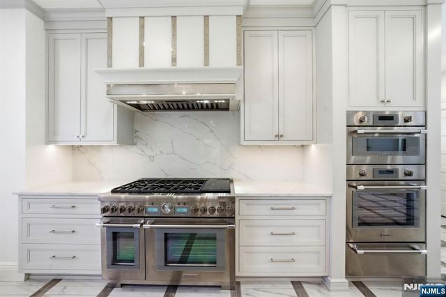 46 Park Street, Tenafly, NJ 07670