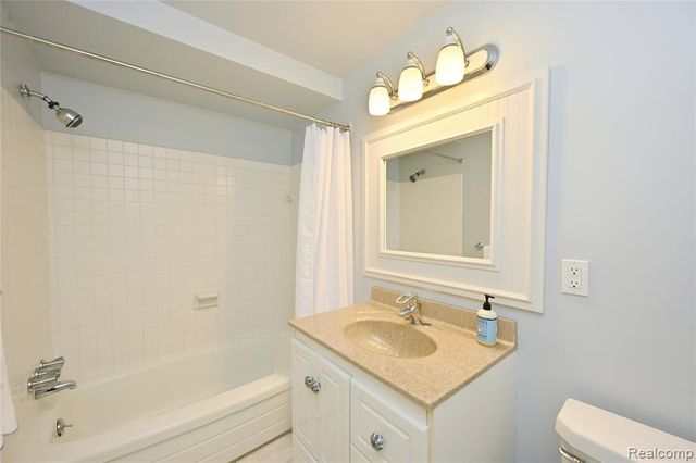 533 Westwood Drive, Birmingham, MI 48009