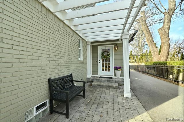 533 Westwood Drive, Birmingham, MI 48009