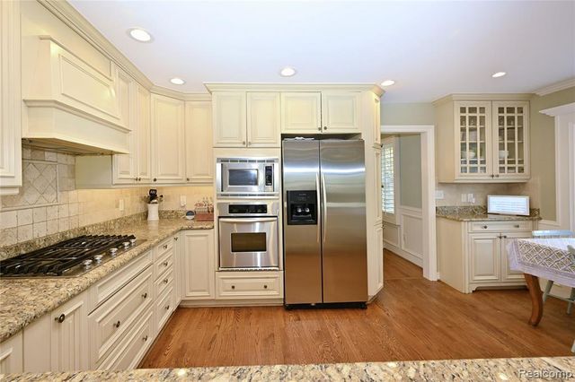 533 Westwood Drive, Birmingham, MI 48009