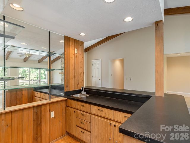504 Crooked Creek Road, Hendersonville, NC 28739