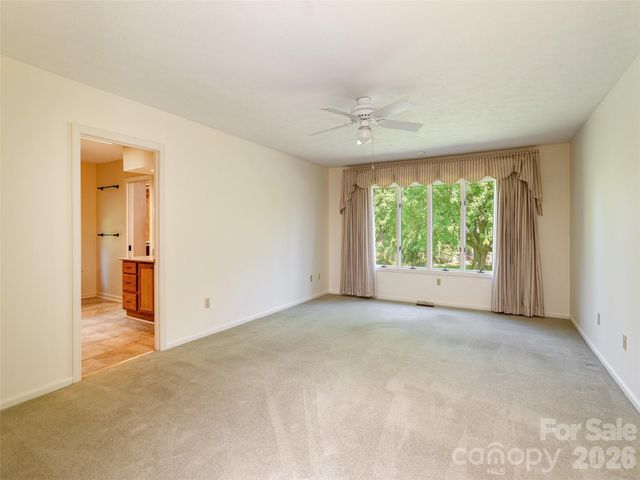 504 Crooked Creek Road, Hendersonville, NC 28739
