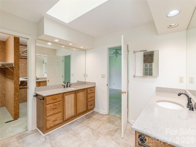 504 Crooked Creek Road, Hendersonville, NC 28739