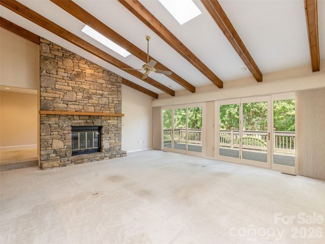 504 Crooked Creek Road, Hendersonville, NC 28739