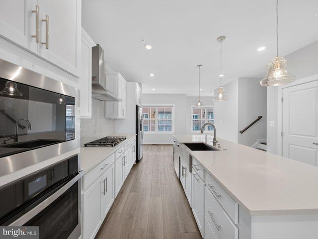 3824 TUSSICA WAY, Fairfax, VA 22030