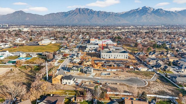 5803 S TRIPP LN, Murray, UT 84123