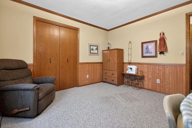 2516 W SUNNYVIEW CIRCLE, Appleton, WI 54914