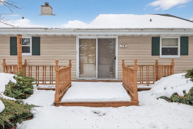 2516 W SUNNYVIEW CIRCLE, Appleton, WI 54914