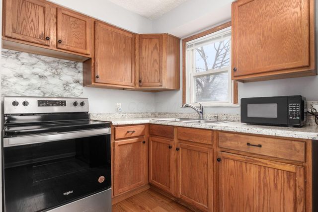 720 S Hampton Road, Columbus, OH 43213