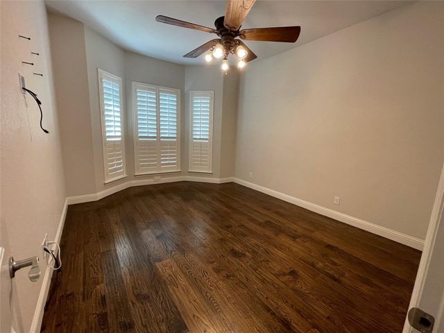 319 Tinker Trail, Burleson, TX 76028