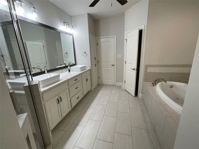 319 Tinker Trail, Burleson, TX 76028