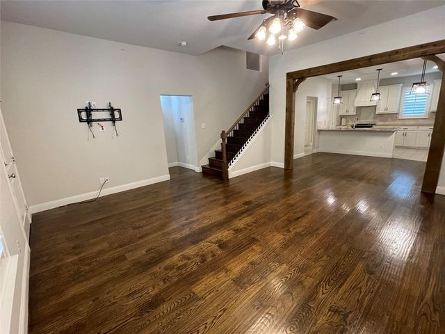 319 Tinker Trail, Burleson, TX 76028
