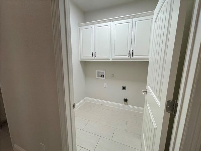 319 Tinker Trail, Burleson, TX 76028