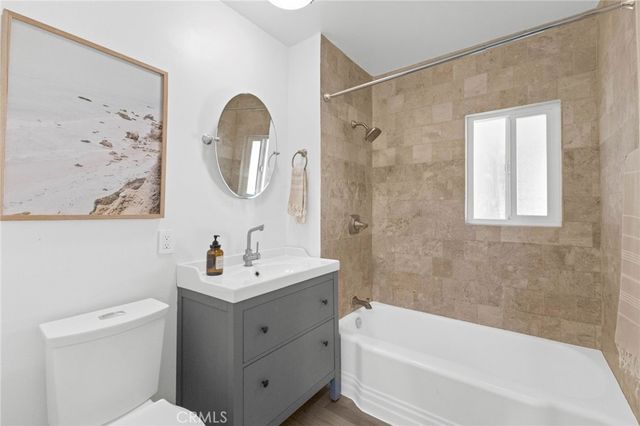 1410 S Olive, Santa Ana, CA 92707