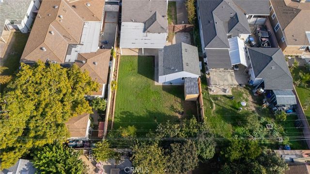 1410 S Olive, Santa Ana, CA 92707