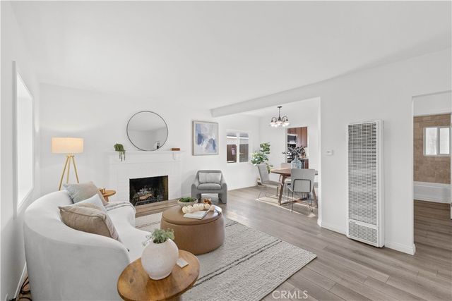 1410 S Olive, Santa Ana, CA 92707