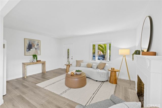 1410 S Olive, Santa Ana, CA 92707