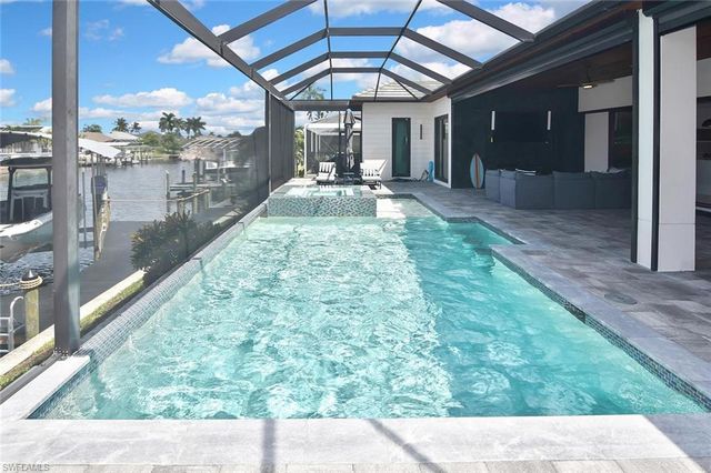 4612 SW 22nd PL, Cape Coral, FL 33914