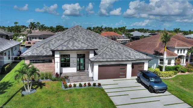 4612 SW 22nd PL, Cape Coral, FL 33914