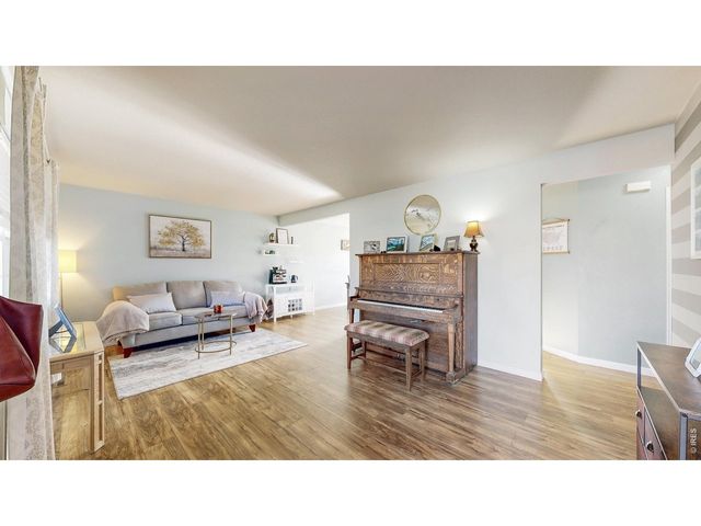 366 Sunmountain Dr, Loveland, CO 80538