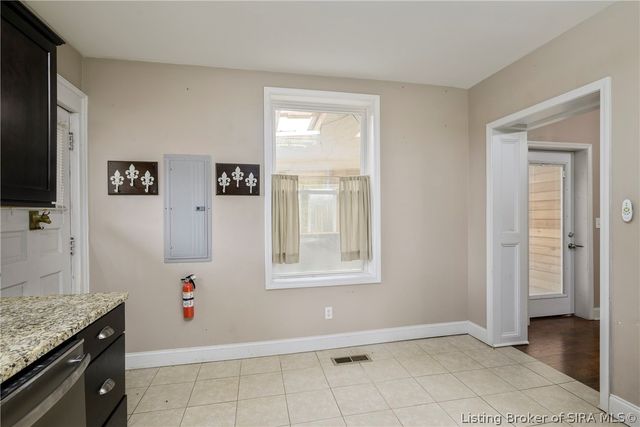 617 E Elm Street, New Albany, IN 47150