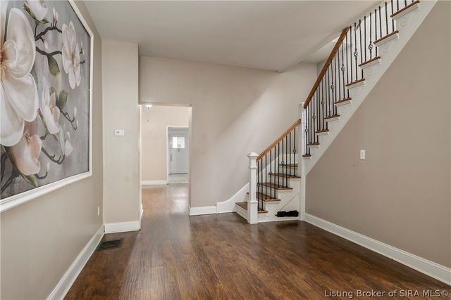 617 E Elm Street, New Albany, IN 47150