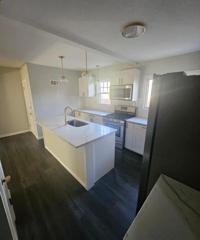 3601 Texas Avenue S, Saint Louis Park, MN 55426