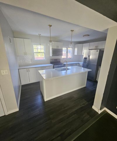 3601 Texas Avenue S, Saint Louis Park, MN 55426