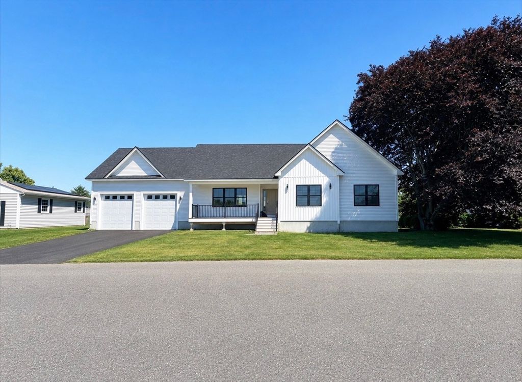 115 Ricketson St, New Bedford, MA 02744