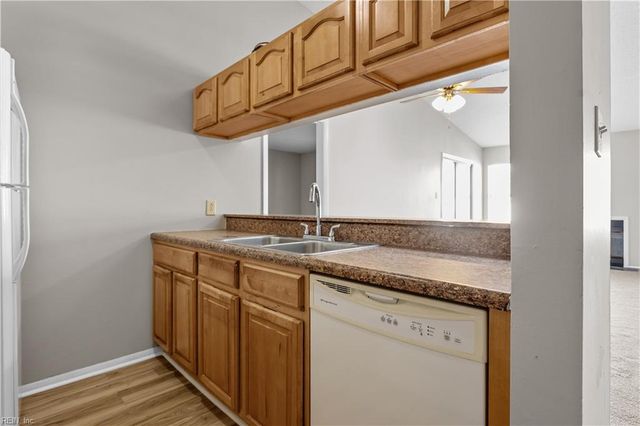 503 Peak CT, Virginia Beach, VA 23462