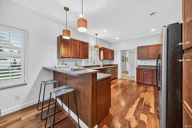 1432 S Lake George Drive, Mishawaka, IN 46545