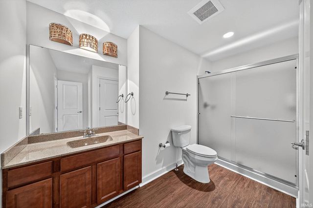 1432 S Lake George Drive, Mishawaka, IN 46545