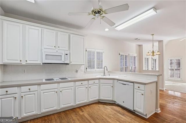 900 Lancaster Way, Atlanta, GA 30328