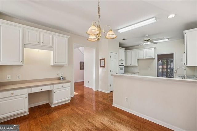 900 Lancaster Way, Atlanta, GA 30328