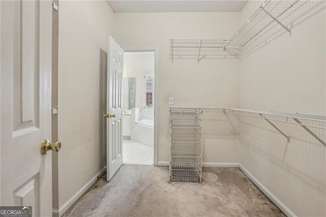 900 Lancaster Way, Atlanta, GA 30328