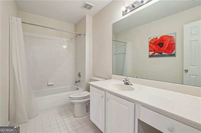 900 Lancaster Way, Atlanta, GA 30328