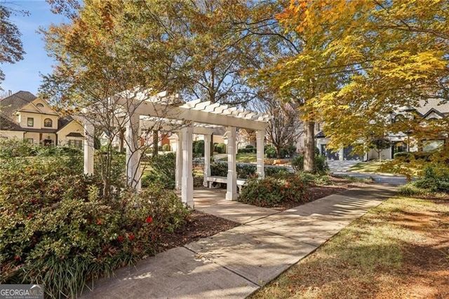 900 Lancaster Way, Atlanta, GA 30328