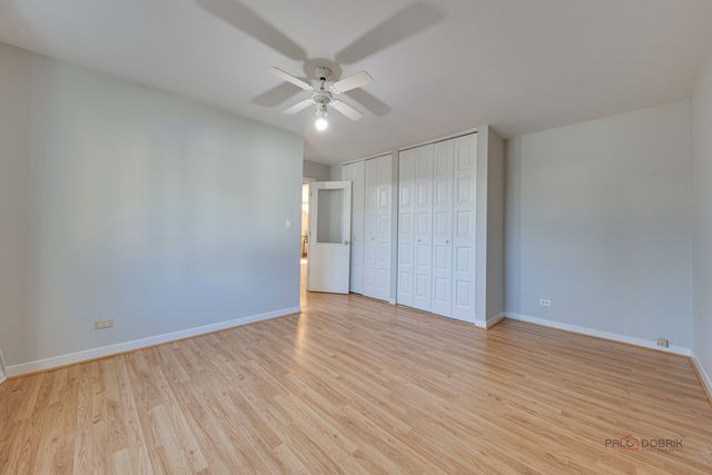 9 Oak Creek Drive 1903, Buffalo Grove, IL 60089