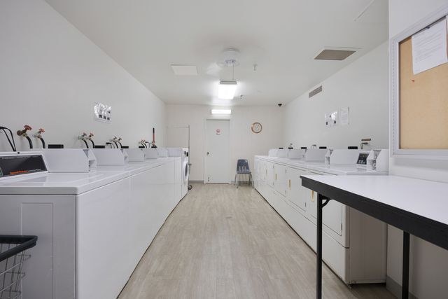 720 Wellington Avenue 117, Elk Grove Village, IL 60007