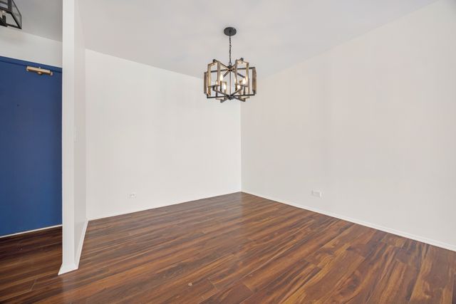 720 Wellington Avenue 117, Elk Grove Village, IL 60007