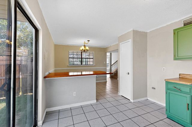 205 Callender Drive, Fort Worth, TX 76108