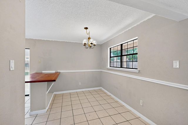 205 Callender Drive, Fort Worth, TX 76108