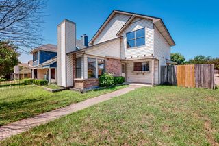 205 Callender Drive, Fort Worth, TX 76108