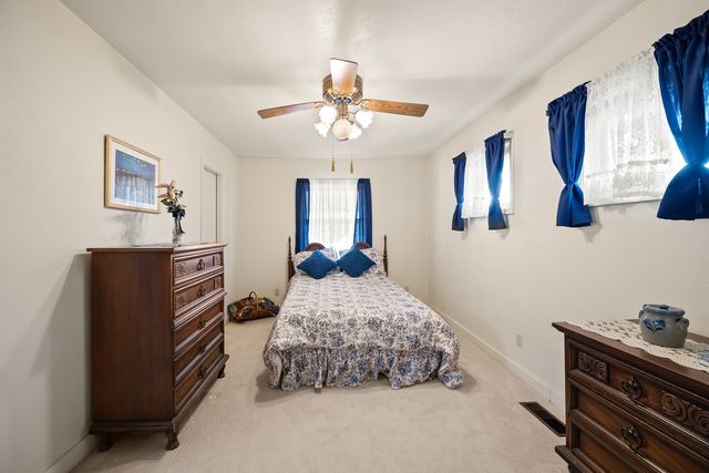 2003 N Fairmount Street, Davenport, IA 52804