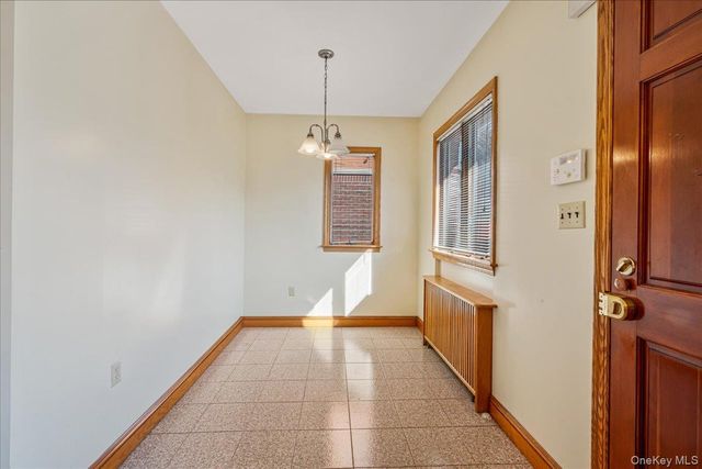 1427 145th Place, Whitestone, NY 11357