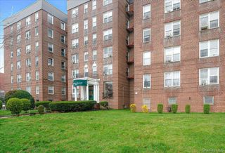 143-25 84th Drive 4J, Briarwood, NY 11435
