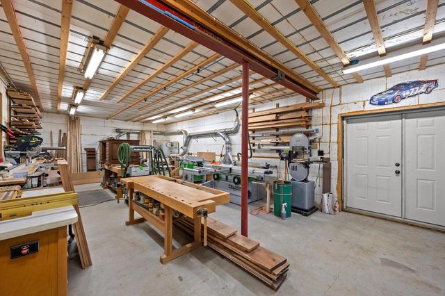 N68W26546 Wilderness WAY, Lisbon, WI 53089
