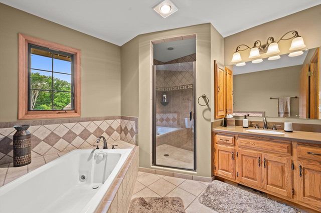 N68W26546 Wilderness WAY, Lisbon, WI 53089